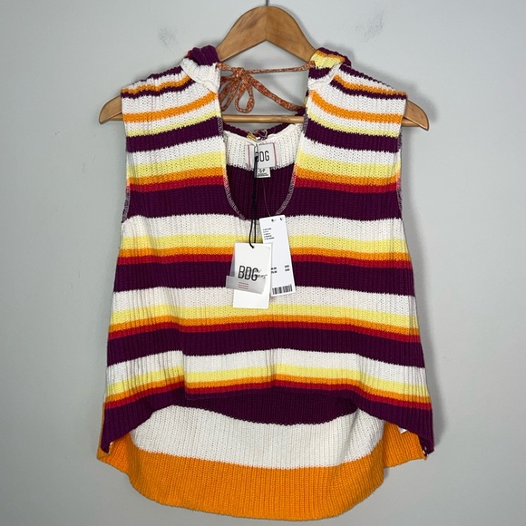 New Urban Outfitters Cropped Striped Sleeveless Sweater Vest Small